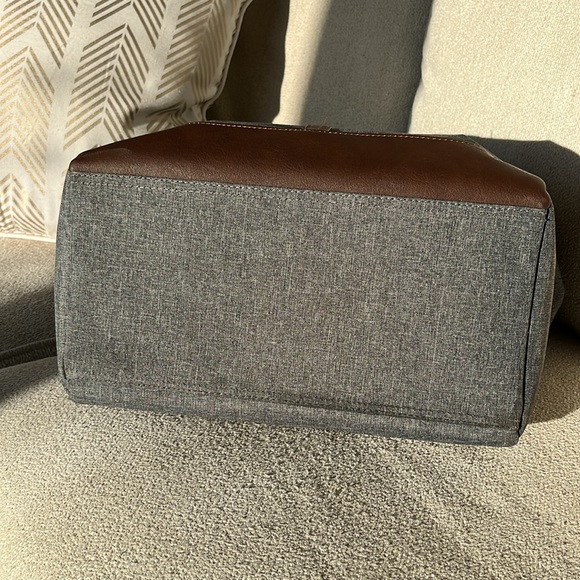 Chaps gray tote bag. - Picture 6 of 11